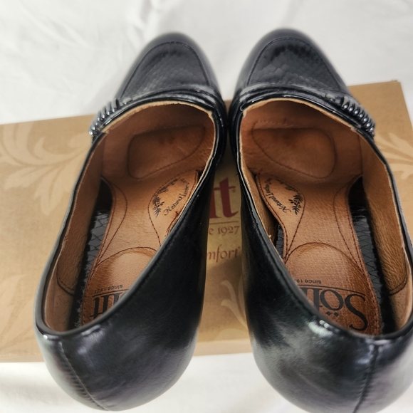 Sofft Black Heels 3" Size 6.5 Loafer Style - Picture 12 of 13